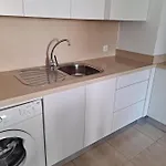 아파트 En Edificio Marte Cristianos