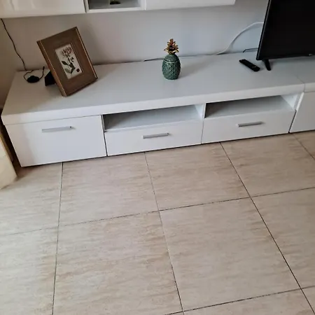 Sunny Cristianos Walk To Apartment *