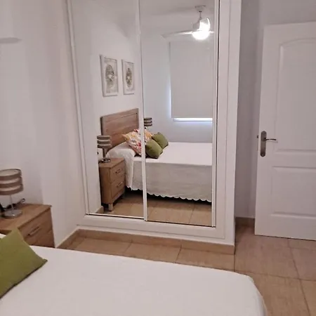 Lägenhet En Edificio Marte Cristianos Los Cristianos (Tenerife)